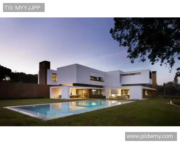 足球明星的豪宅揭秘他们的居住地与生活方式大盘点