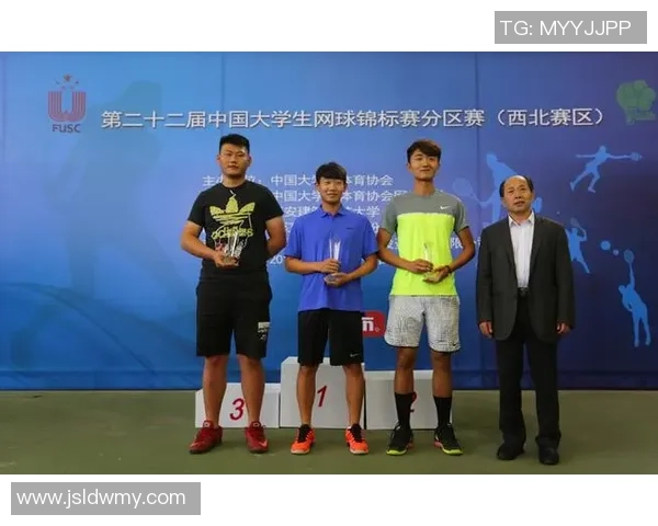 重庆网球队在全国锦标赛积分榜上以90分稳居第一名展现强劲实力