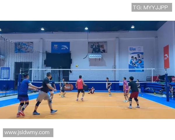 重庆排球队在全国排球耐力排行榜中荣获第三名展现出强大实力与潜力