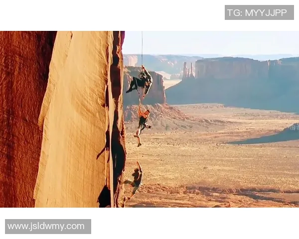 攀岩联赛点评：深圳极限运动队的灵活性表现